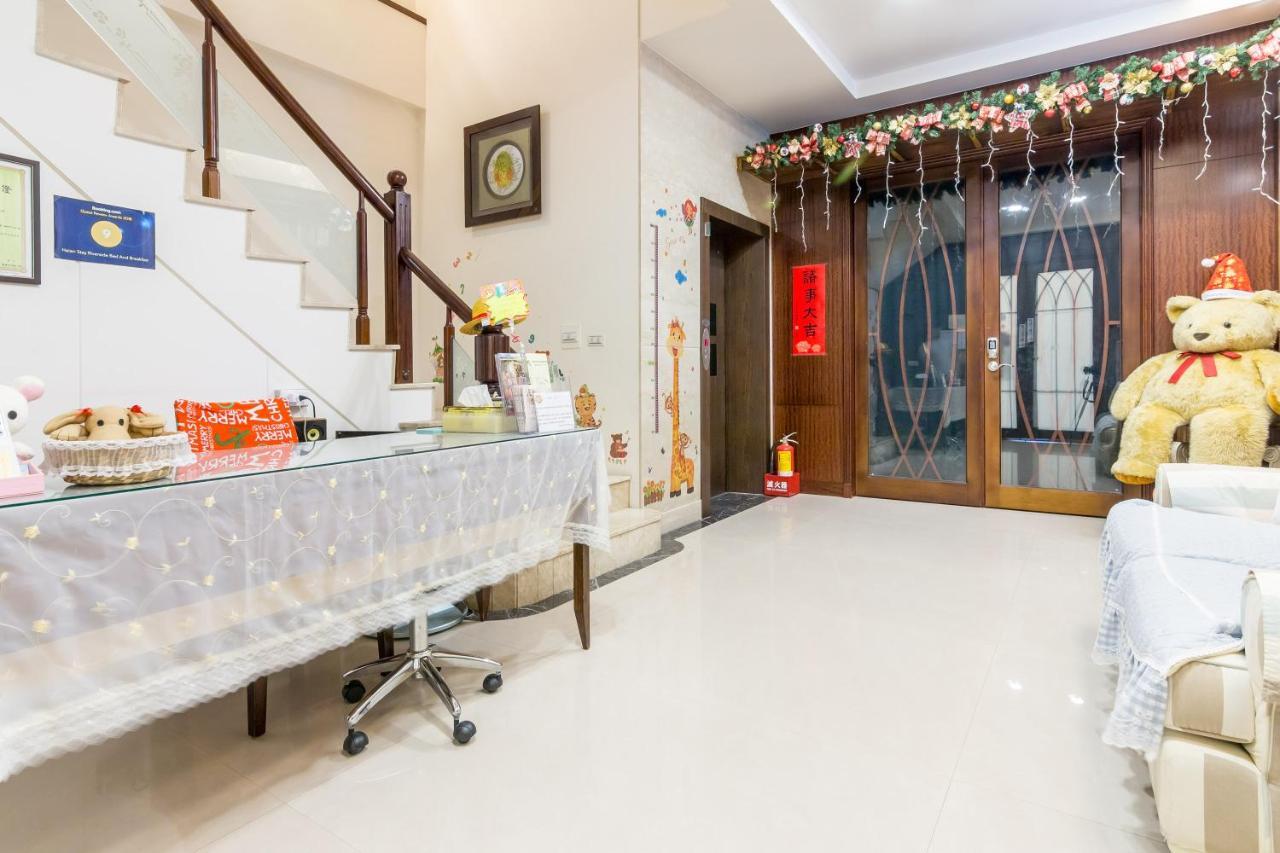 Haian Stay Riverside Bed And Breakfast Тайнань Экстерьер фото